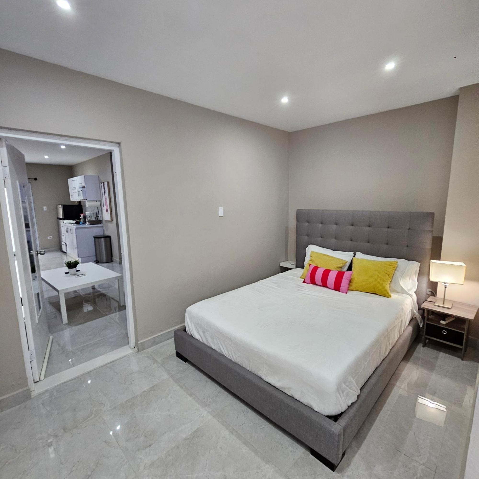 Apartamento Latitude Adjustment San Juan Exterior foto