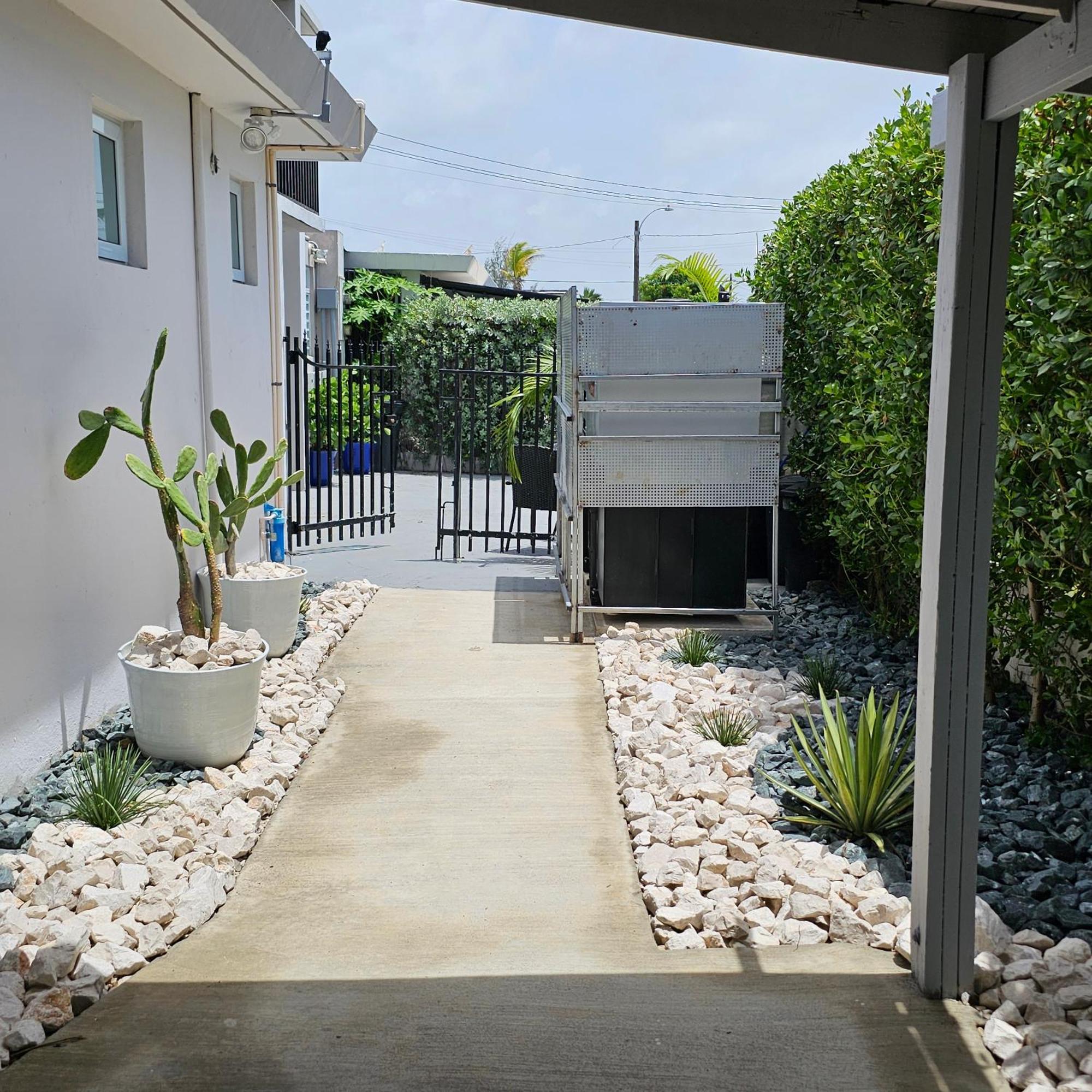 Apartamento Latitude Adjustment San Juan Exterior foto