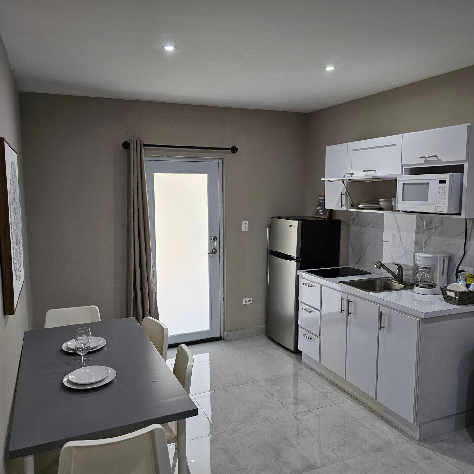 Apartamento Latitude Adjustment San Juan Exterior foto