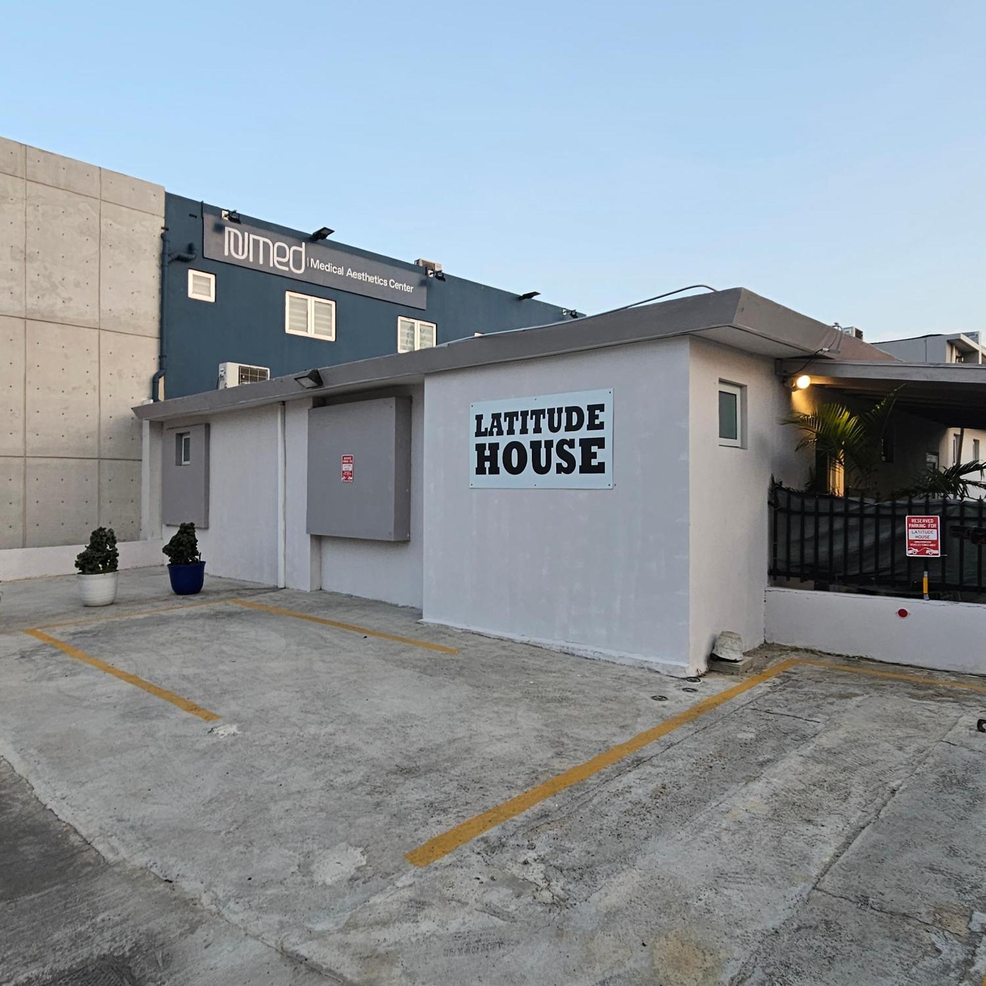 Apartamento Latitude Adjustment San Juan Exterior foto